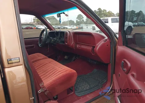 1998 Chevrolet C1500 Fleetside from USA, damaged, VIN 1GCEC14W1WZ192826